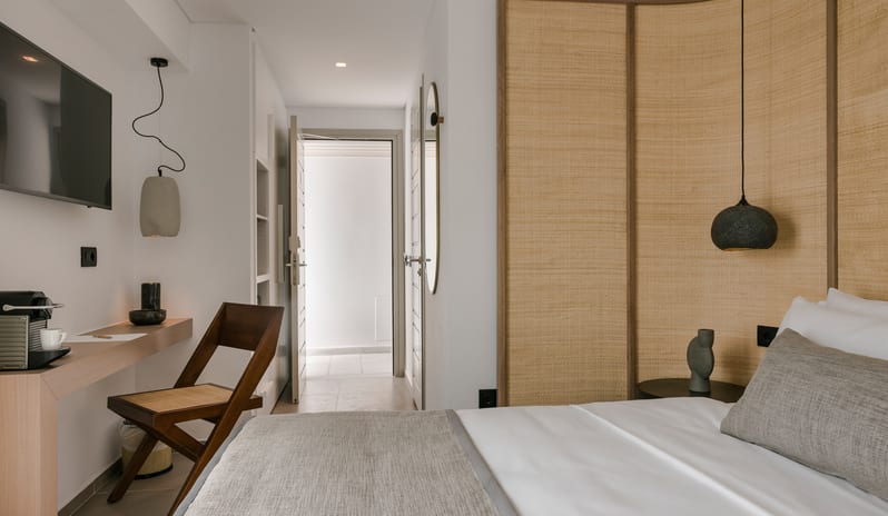 Grace Mykonos Deluxe Room with Plunge pool (2)